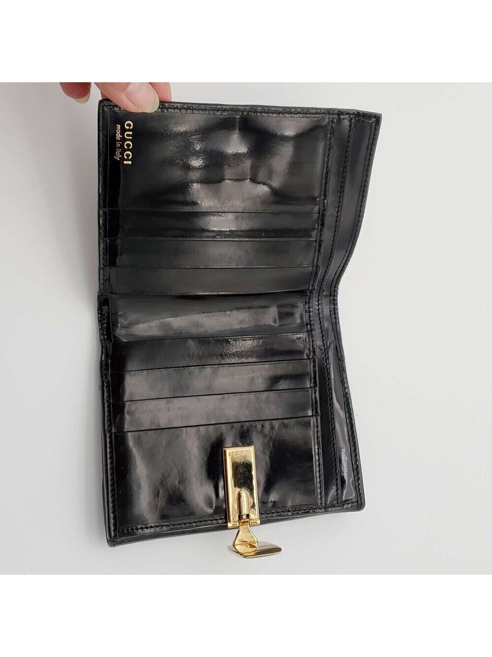 100% Authentic Gucci Leather Wallet 30-101724 - Picture 4 of 11
